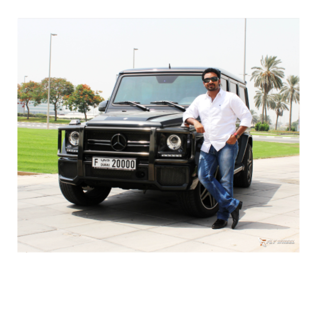 Bens G-Wagon and automotive journalist in south india